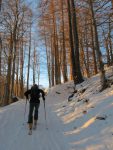 On monte pour une fois par la route plutôt que par le champ