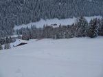 Avec les fils barbelés, je suis obligé de contourner ce chalet par la gauche pour revenir après sur la droite !