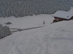 Les pentes du début, qu'on descend avec précaution car il n'y a pas de fond et un virage sec laisse ensuite apparaitre l'herbe ... sans cailloux (ouf !).