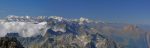 La vue sur le massif du Mont Rose au Mischabel est exceptionnelle, pourtant nous ne sommes qu'à 3200m !