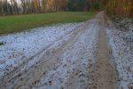 Tiens il y a un peu de neige, je fus surpris de l'épaisseur. Vue arrière