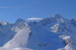 Au fond, sombre la Pointe Walker des Grandes Jorasses, puis Le Dolent