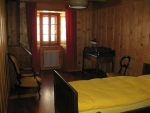 Il y a les dortoirs et pour à peine plus des chambres; on a opté pour cette solution.