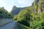 On s'enfonce dans la gorge