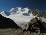 Gross Bigerhorn, 3626m et son esplanade propice au sieste ! Vue vers le Nadelhorn