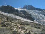 Après la pause, nous quittons la cabane, le chemin est encore long !