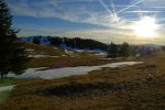 On quitte les lieux pour rentrer, ciel d'automne