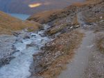 On traverse un ruisseau issu du Glacier des Ecoulaies