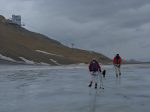 Le restaurant Botta et l'arrivée du téléphérique. On s'équipe pour traverser le glacier du Sex Rouge