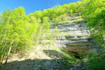 Vers la grotte Lacuzon