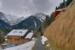 Puis à plat en sortant du village.
