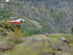 Un hélicoptère vient rechercher, je pense un inspecteur ou ouvrier