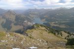 L'idée initiale était de poursuivre sur cette crête, mais je suis plutôt vers la droite. Sinon belle vue sur le lac de l'hongrin