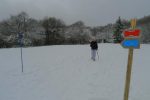 De loin, je me réjouissais de voir le panneau pour la suite de la direction. J'oubliais que nous étions dans les Vosges avec leurs indications ésotériques ! Vue arrière