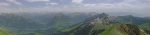 Vue panoramique en direction de Montbovon et les Alpes.