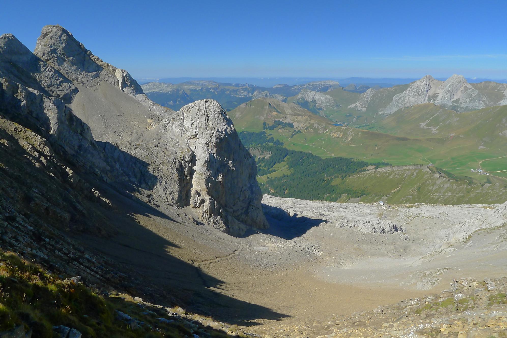 Randonnée à la Pointe Percée depuis le Col des Annes, Col de Borneronde, refuge Gramusset et Randonnée à la Pointe Percée depuis le Col des Annes, Col de Borneronde, refuge Gramusset et