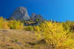 Les couleurs d'automne sont vraiment magnifique et cette Pierre d'Avoi très esthétique. Secteur de Grand' Lui