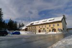 Départ du Col du Marchairuz et son restaurant