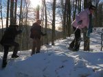 Première sortie en raquettes pour la famille Polo et déjà une chute