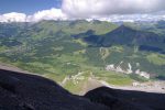 Vue sur La Palette, dans l'ombre, et la chaine de La Cape au Moine au Pic Chaussy