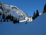 Sous Les Echerches, la pente se redresse vers 1600m et je rattrape