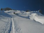 C'est une course parcourue et donc la trace est belle. Au fond les Rochers de Chaudin puis les Cornettes de Bise