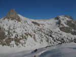 Vue arrière sur le Mont Gardy et une des deux jumelles (chemin accéssible en été)