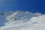 Sur ma gauche, des traces montent à la Pointe de la Rosette