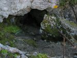 Le départ de la grotte, rangeons les bâtons et sortons la frontale
