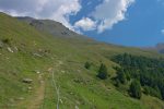 On traverse à la nouveau la route ou plutôt route de 4x4.