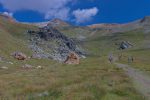 Les rochers ont des couleurs variées