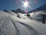 La Cape au Moine (Isenau), pointue et le col de Seron sous le halo