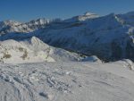 Je suis sous le Pt2456, la neige devient intéressante en dessous car pour l'instant elle est soufflée