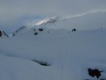 Le terrain est plutôt doux, au fond au soleil la chaine des Six (Six Manouvray, Six Blanc, Six-des-Bornettes)