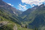 Vue sur la fin du Val de Bagne et le barrage de Mauvoisin