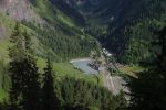 Un rayon de soleil et j'en profite pour une photo de la retenue de Fionnay (répartiteur de l'usine de Fionnay pour la Grande-Dixence).