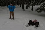 Eh oui la photographie impose aussi de surveiller ses arrières pour éviter la chûte ! Sinon les photographes se prennent parmi !