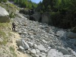 Il faut traverser le couloir de Grefzug (Pt1930), le chemin est défoncé dans les côtés