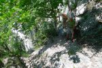 Je croise un peu de monde, pour monter il est conseillé de rester dans les racines (droite de la photo)