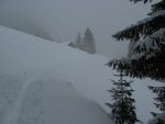 On sort de la forêt, la météo a bien viré et on arrive à Les Brys