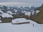 Baudes de la Metanna, 1362m. On va désormais rester sur la route, à quelques virages près !