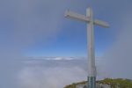 Une éclaircie. Le Jura au fond. Temps ensoleillé d'après la météo, bein tient !