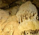 La Salle de la Méduse, les plus belles concrétions de la grotte. J'aurai aimé avoir un grand angle ici !