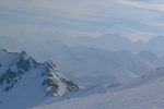 Zoom sur les trois bernoises, l'Eiger tout à gauche