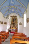 L'intérieur de la chapelle avec la déformation du grand angle