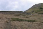 On arrive sous le col Sattulti (2130m), panneau au-dessus du névé