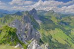 Dent de Ruth, Dent de Savigny. Au fond le Vanil Noir et Dent de Brenleire.