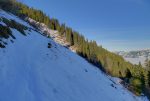 En été, ce chemin ne pose pas de problème, par contre en hiver, douteux.