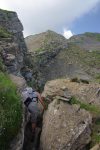 Il faut donc légèrement redescendre flanc droite de la montée pour trouver ce passage. Me voilà donc en compagnie