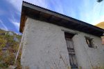 Un abri sous le col de Golmly